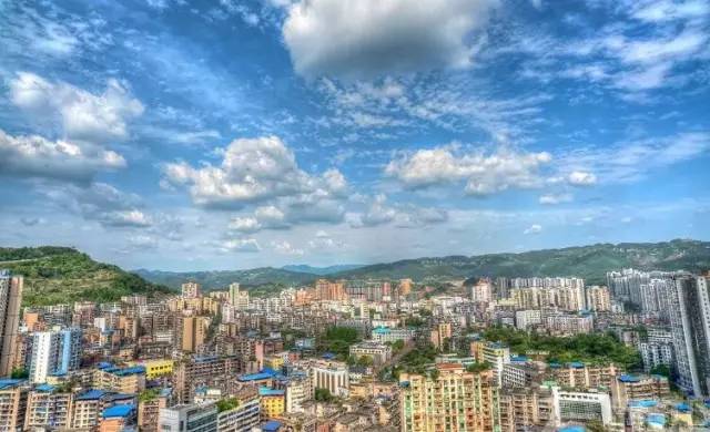 走进四川,探寻历史的厚重与自然的神奇