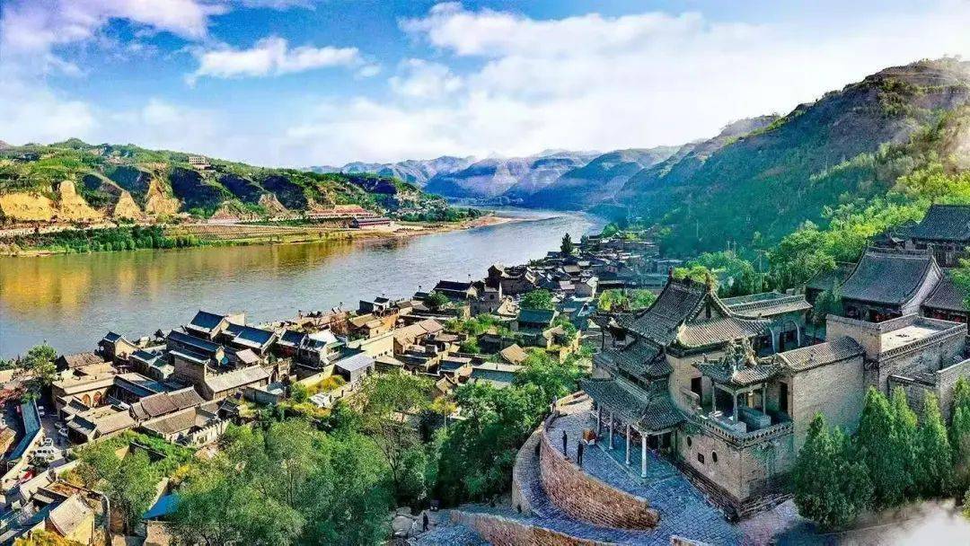 黄土高原上的明珠——吕梁